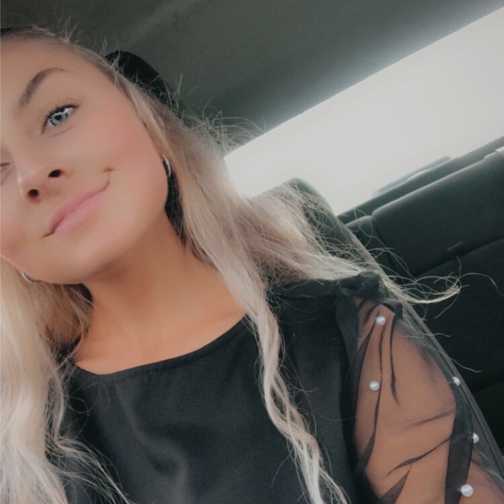 Meet your Posher, Tori